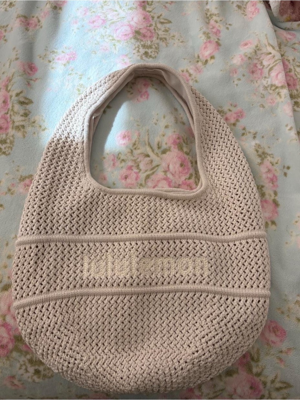 lululemon athletica Cream Woven Shoulder Hobo
